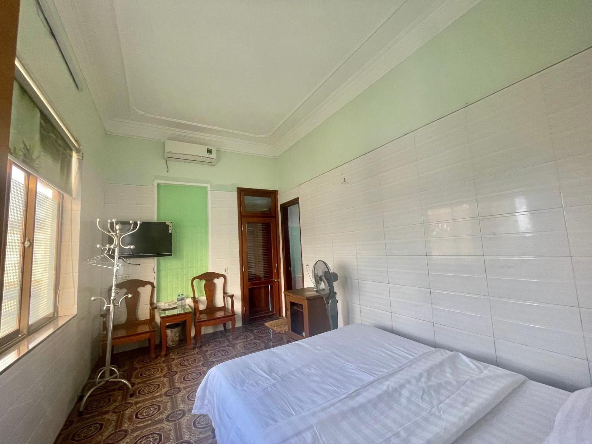 Bach Dai Dung Hotel Hà Tĩnh Extérieur photo