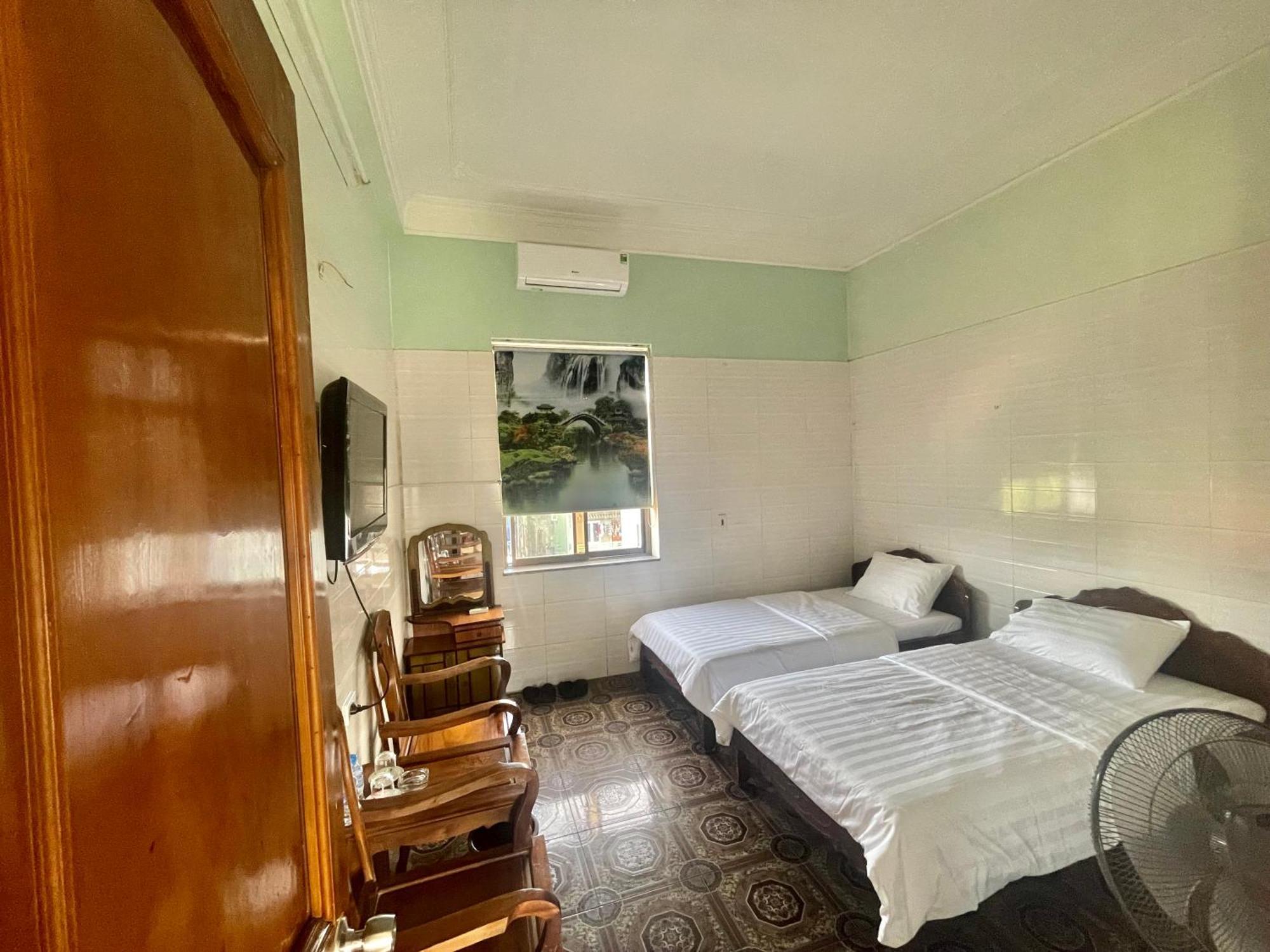 Bach Dai Dung Hotel Hà Tĩnh Extérieur photo